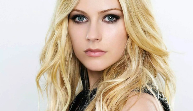 avrillavine-768x444 (1)