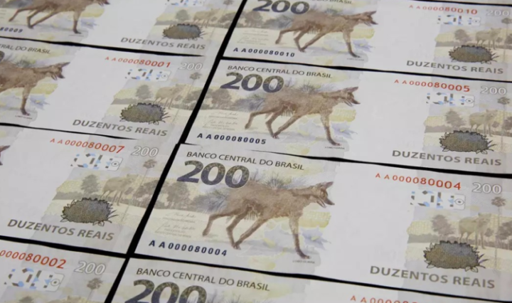 duzentosreais-768x444