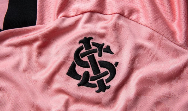 outubro-rosa-times-usam-camisa-rosa-768x444