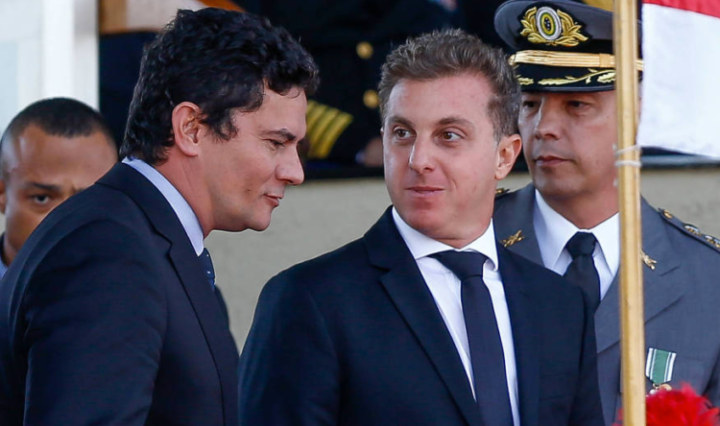 Luciano-Huck-e-Sergio-Moro-se-unem-para-concorrer-a-presidencia--768x444