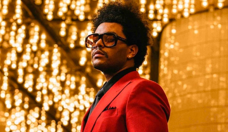 The-Weeknd-no-Super-Bowl-2021-768x444