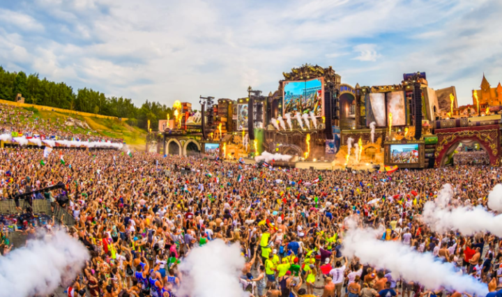 Tomorrowland-da-virada-do-ano-768x444