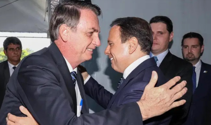 Doria-anuncia-calendaria-de-vacinacao-768x444