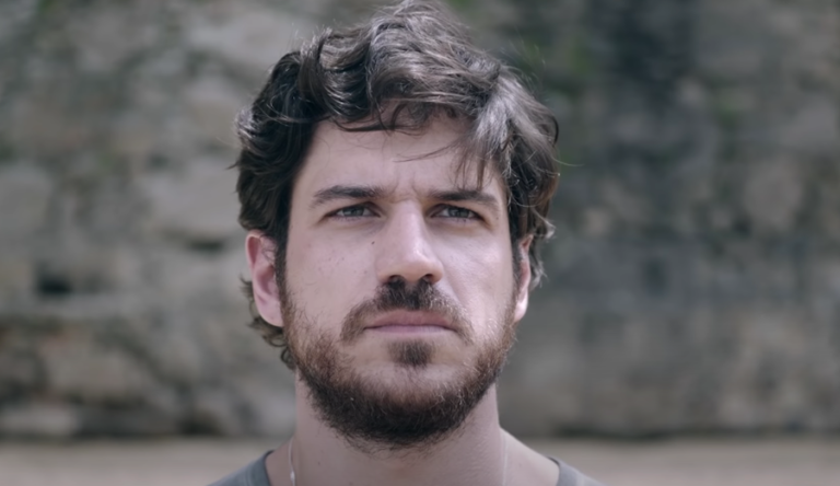 Netflix-divulga-trailer-da-serie-nacional-Cidade-Invisivel-768x444