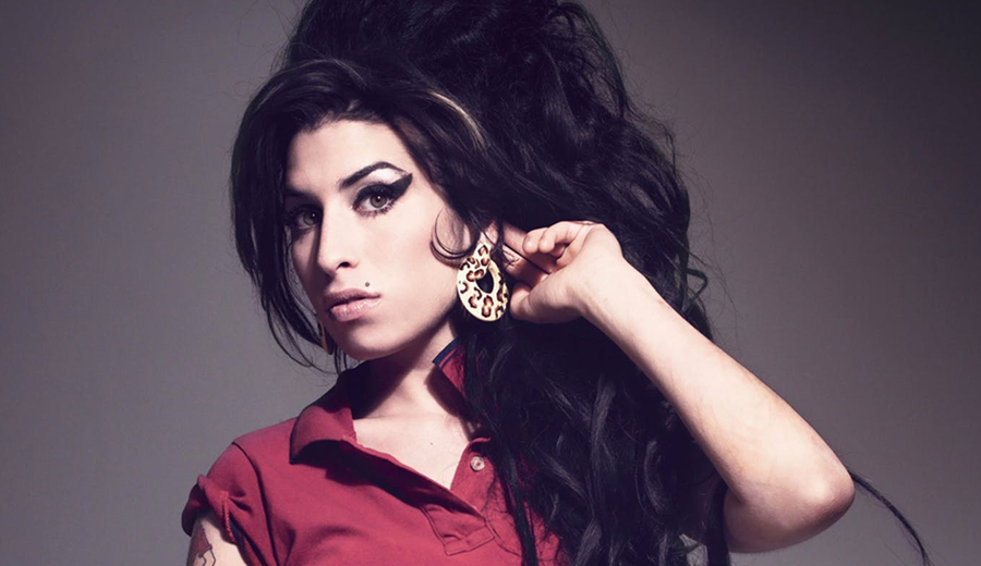 10-anos-sem-Amy-Winehouse-relembre-a-trajetoria-da-cantora