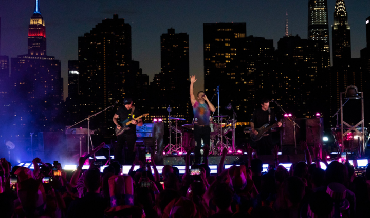 Coldplay-faz-grande-apresentacao-no-feriado-de-4-de-julho