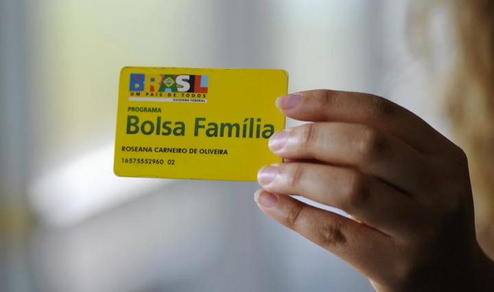 Governo-deve-anunciar-aumento-do-Bolsa-Familia-na-semana-que-vem