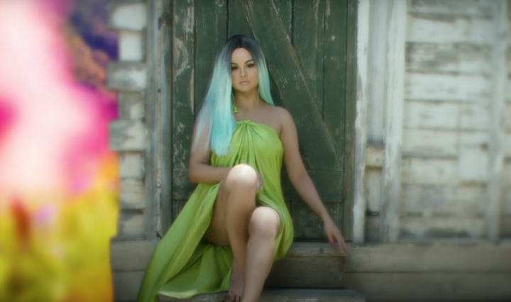 Selena-Gomez-lanca-novo-single-em-espanhol