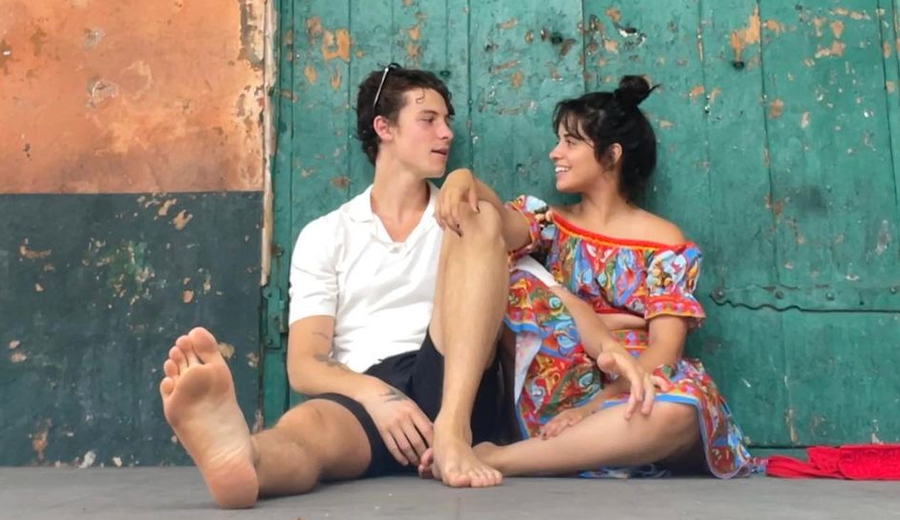 Shawn-Mendes-faz-tatuagem-em-homenagem-a-Camila-Cabello