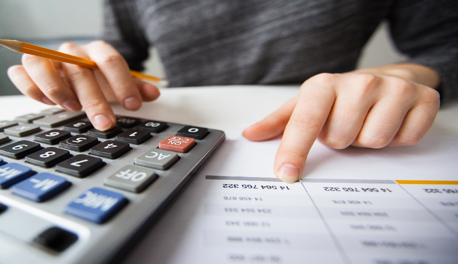 Qual-e-o-melhor-caminho-para-fazer-um-financiamento-podcast-faz-as-contas