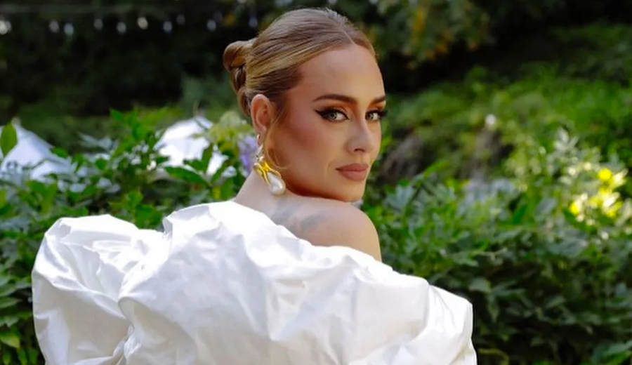 Adele-atualiza-as-redes-sociais-para-30