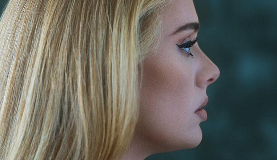 Adele-segue-no-topo-das-paradas-britanicas-com-Easy-On-Me
