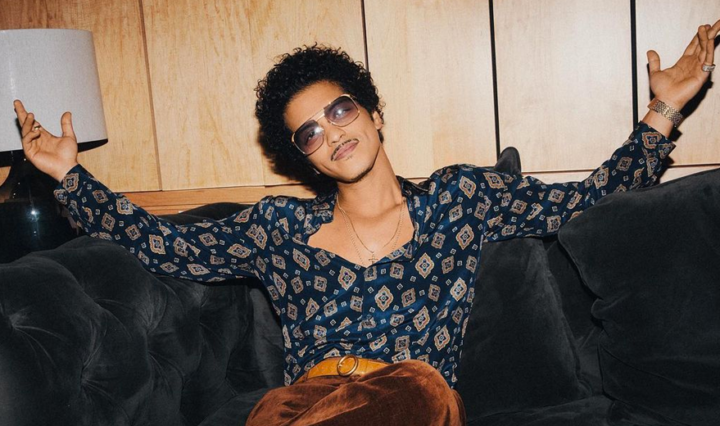 Bruno-Mars-anuncia-lancamento-do-novo-album