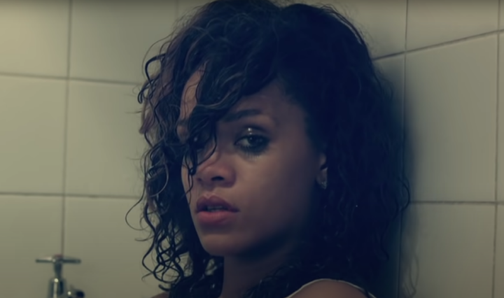 Rihanna-quebra-novo-recorde-no-YouTube
