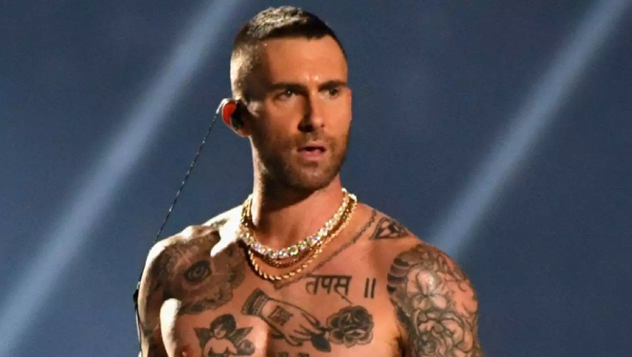 Adam-Levine-nega-que-tenha-feito-tattoo-no-rosto-sou-muito-vaidoso