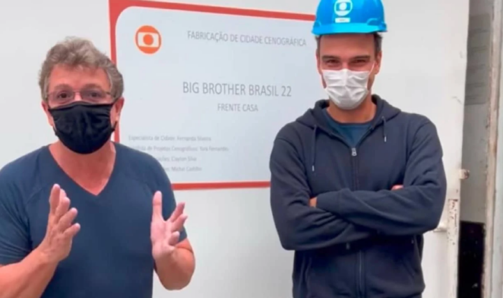 BBB-22-Boninho-mostra-producao-para-a-nova-edicao-do-reality-show