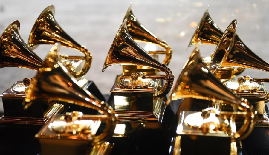 Grammy-2022-e-oficialmente-adiado