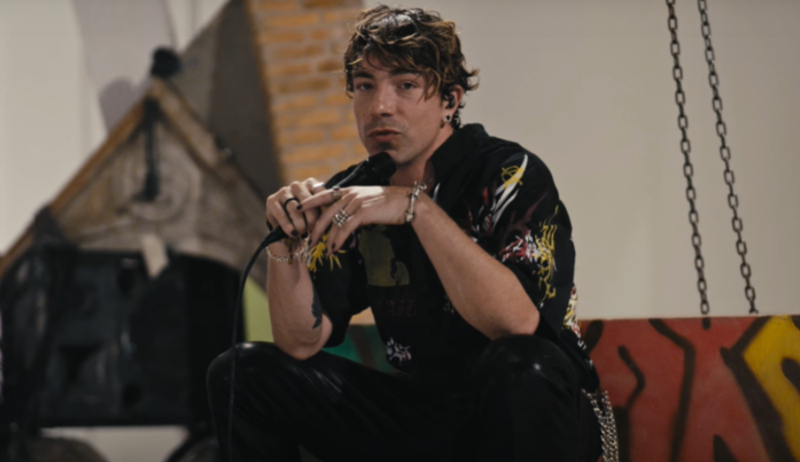 Di-Ferrero-lanca-clipe-do-novo-single-Uma-Bad-Uma-Farra