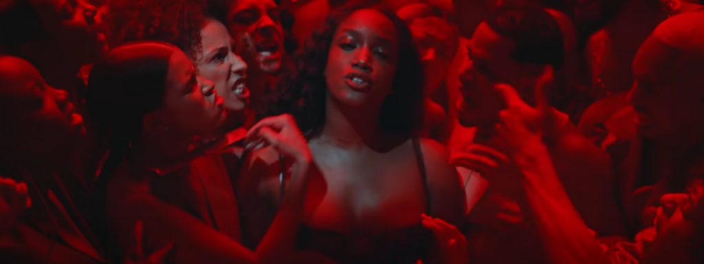 IZA-lanca-clipe-poderoso-do-novo-single-Fe.-Assista-1024x384