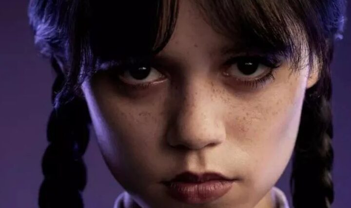 Divulgada-nova-imagem-da-serie-Wandinha.-Confira