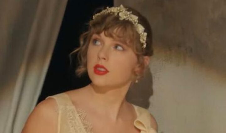 taylor-swift-quebra-novo-recorde-em-parada-da-billboard