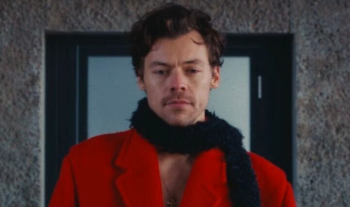 harry stylesdivulgaclipedesatellitesobreroboapaixonado