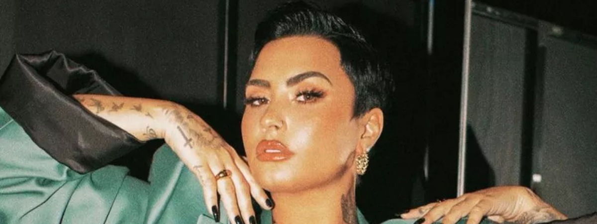 demi-lovato-volta-a-usar-pronomes-femininos-apos-se-declarar-nao-binaria