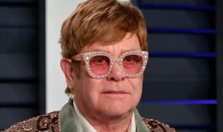 elton-john-sofre-acidente-em-casa-e-fica-internado-no-hospital